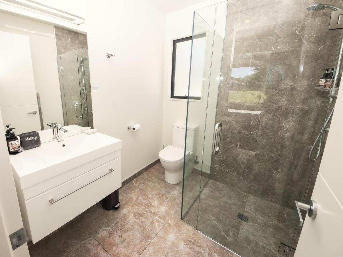 Copper Beech Wanaka - Luxury Accommodation ภายนอก รูปภาพ