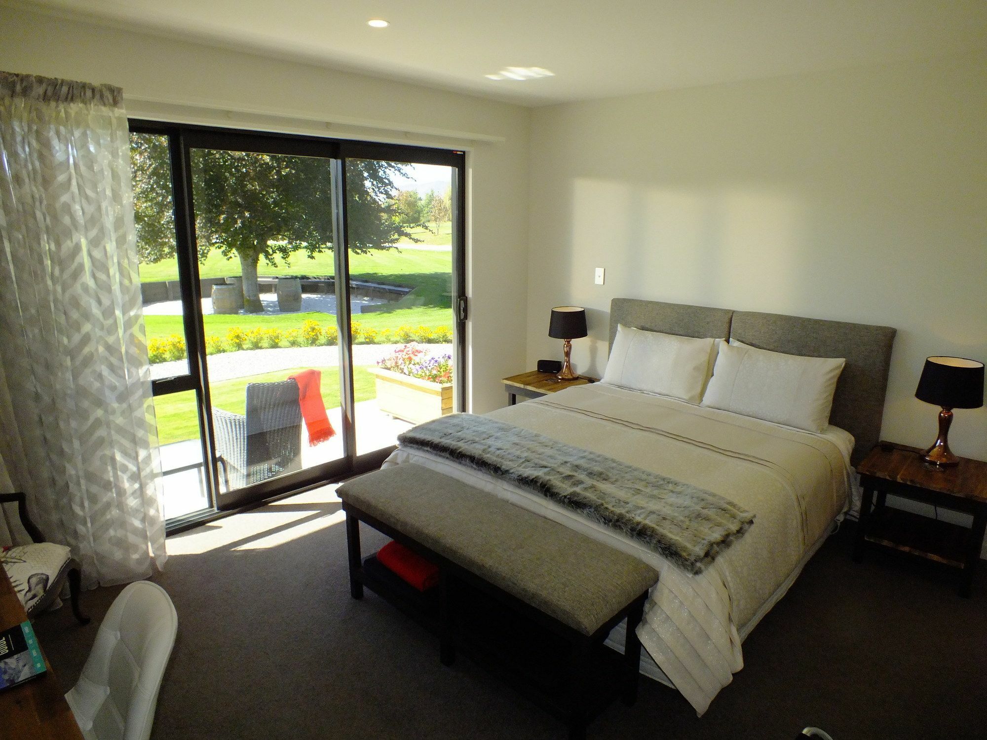 Copper Beech Wanaka - Luxury Accommodation ภายนอก รูปภาพ