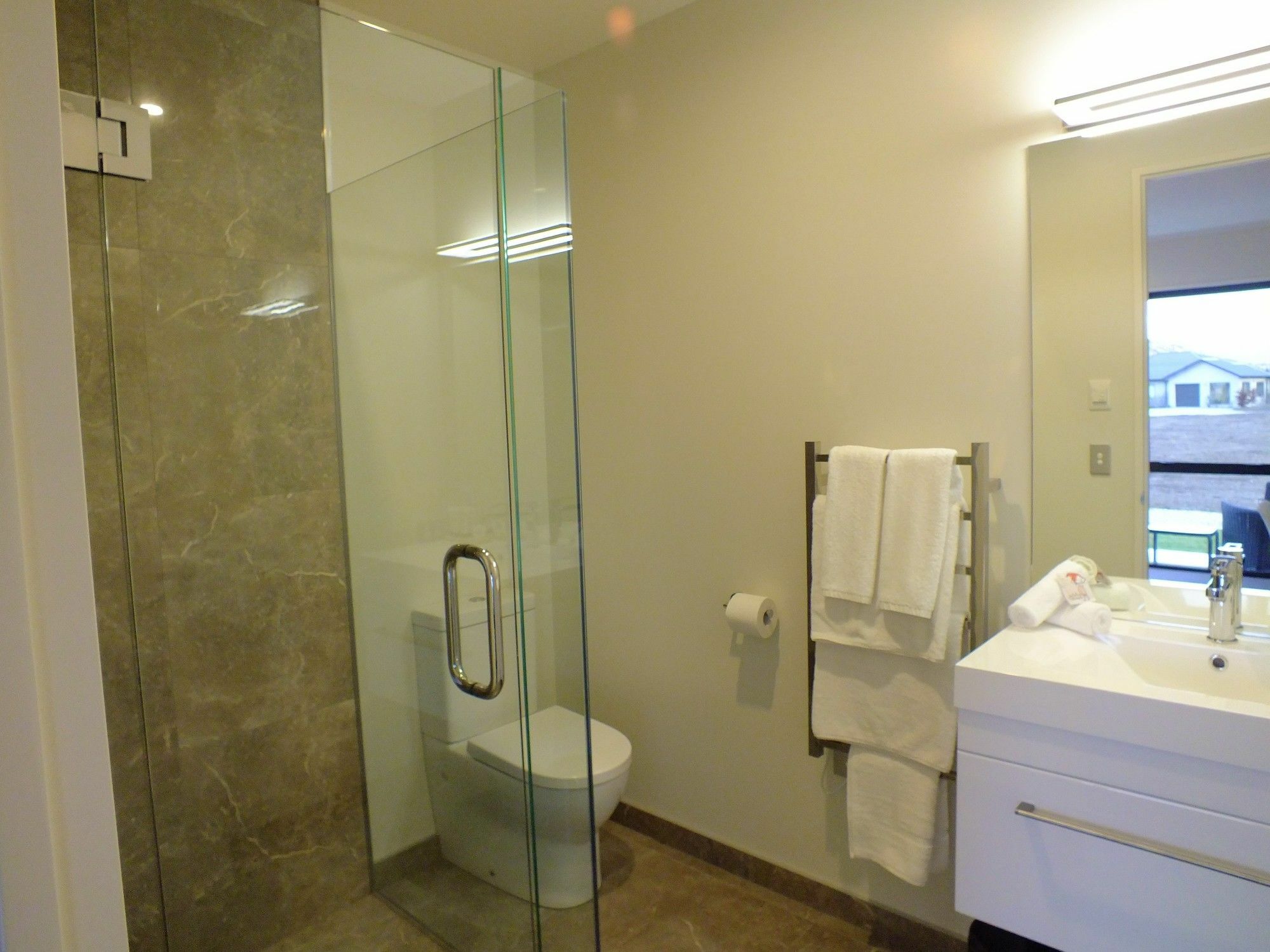 Copper Beech Wanaka - Luxury Accommodation ภายนอก รูปภาพ